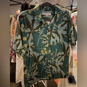 David Shepard hawaii large men’s dress shirt